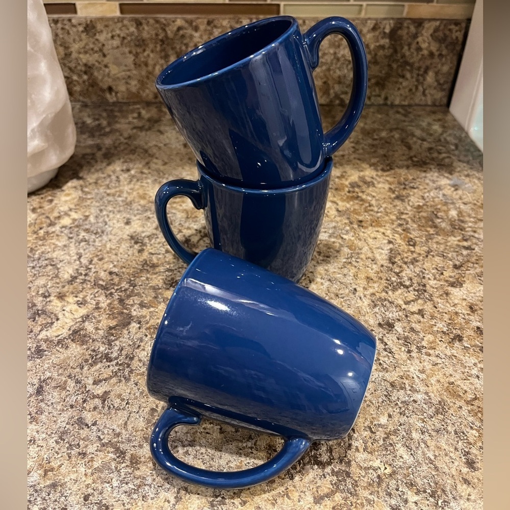 Corelle Stoneware Coffee Mug Set of 3 Blue Cornflower 10 oz. - Picture 7 of 11